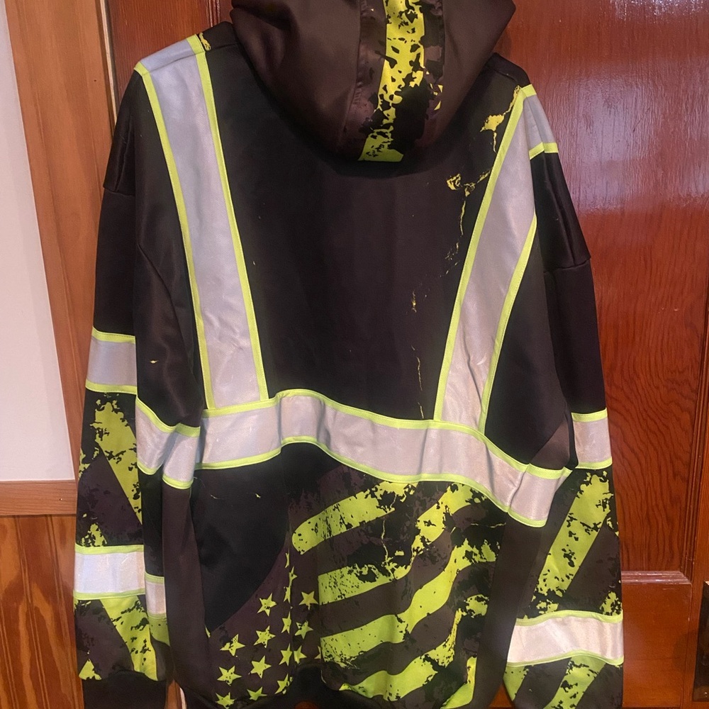 Black and Yellow Reflective Hoodie. Glows in the dark ! - Picture 2 of 3